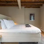 House Of De Swaen מלון דירות 3*