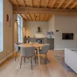 House Of De Swaen מלון דירות 3*