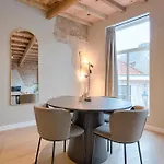 House Of De Swaen מלון דירות