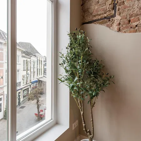 House Of De Swaen Μπρέντα