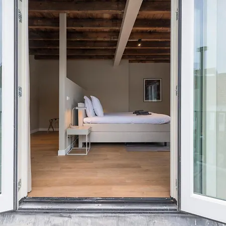 House Of De Swaen 3* Breda